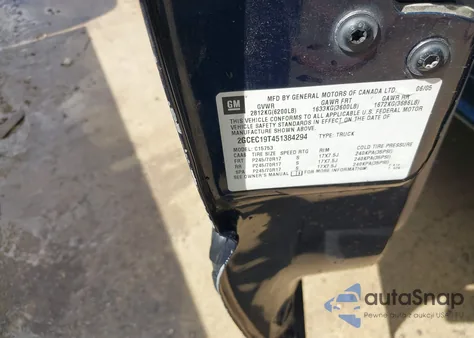 2005 Chevrolet Silverado 1500 Ls z USA, uszkodzony, nr VIN 2GCEC19T451384294